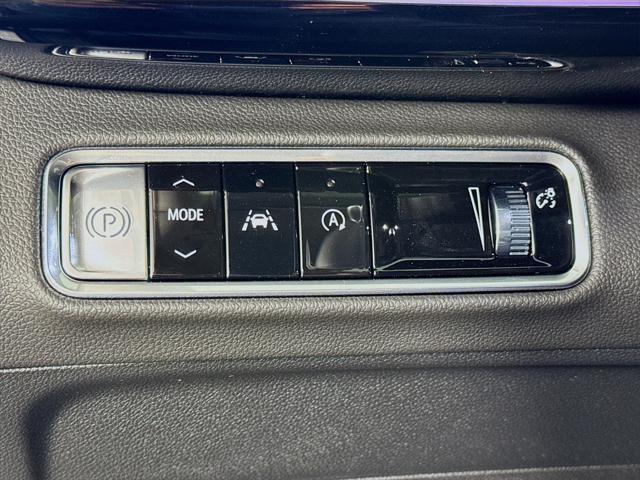 used 2025 Buick Envision car, priced at $48,817