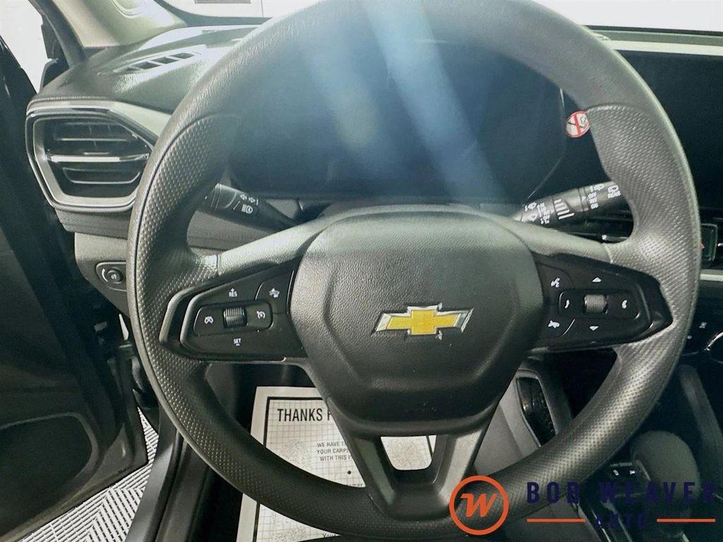 used 2025 Chevrolet TrailBlazer car, priced at $21,998