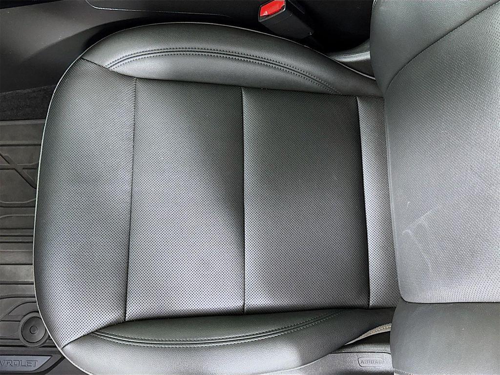 used 2024 Chevrolet Trax car, priced at $23,346