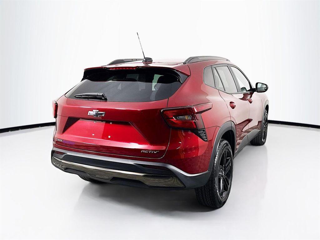 used 2024 Chevrolet Trax car, priced at $23,346