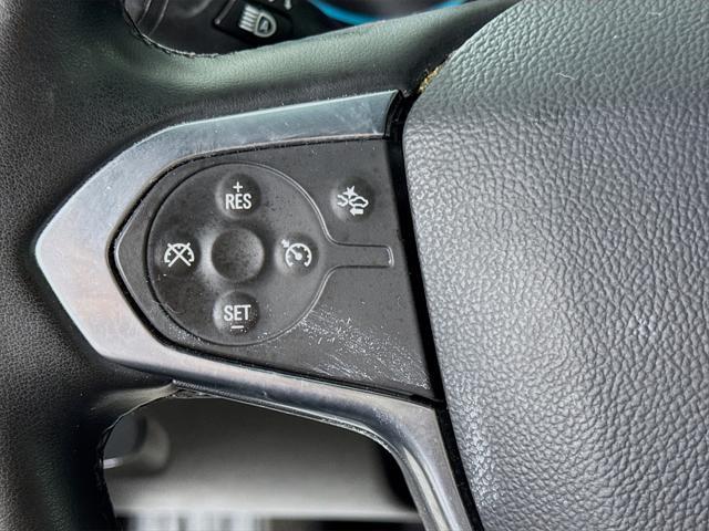 used 2023 Chevrolet Traverse car, priced at $27,926