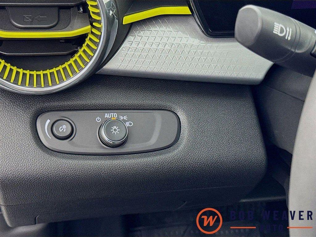 new 2026 Chevrolet Trax car, priced at $25,325