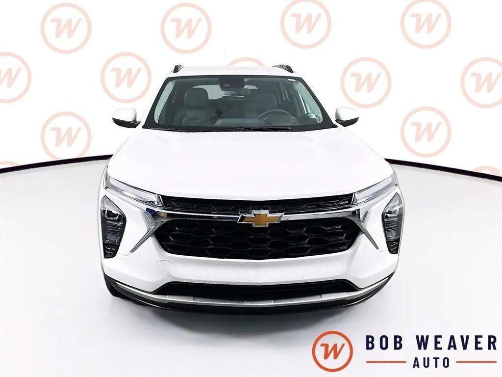 new 2026 Chevrolet Trax car, priced at $25,325