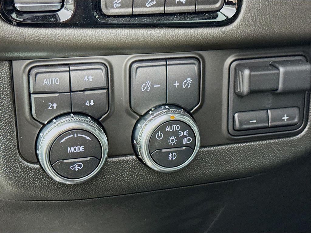 new 2025 GMC Yukon car, priced at $81,740