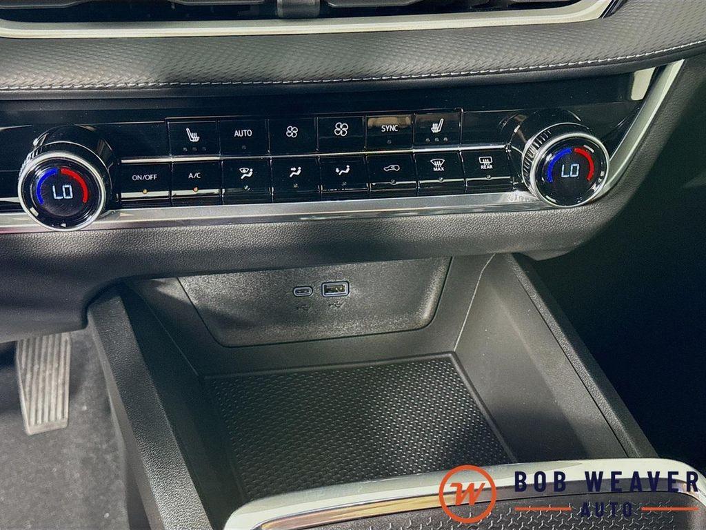 new 2026 Chevrolet Equinox car, priced at $34,096