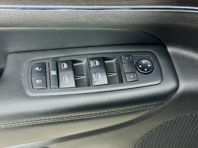used 2018 Jeep Grand Cherokee car, priced at $25,985