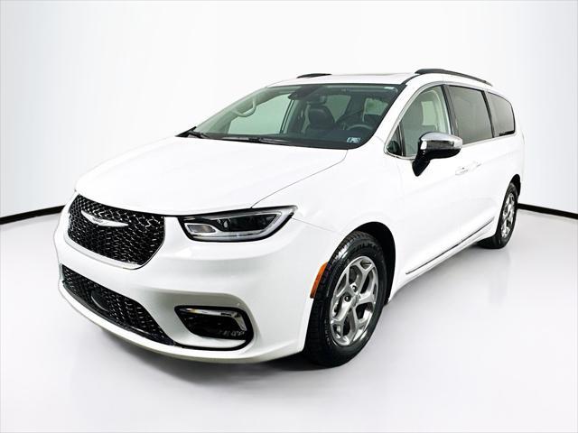 used 2023 Chrysler Pacifica car, priced at $31,121