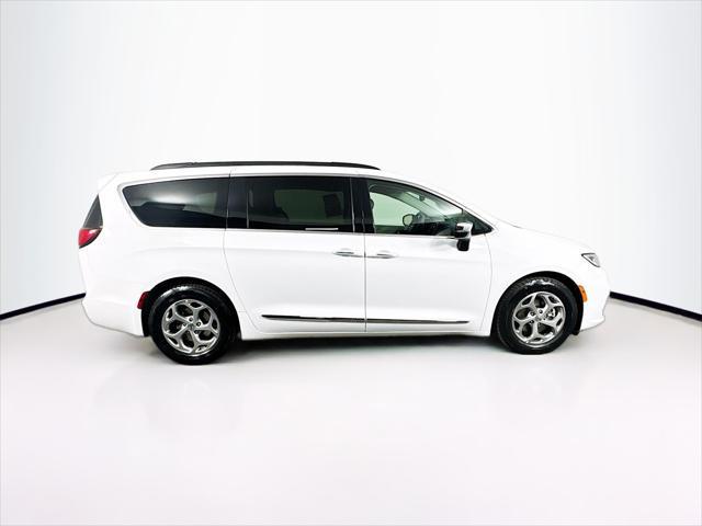 used 2023 Chrysler Pacifica car, priced at $31,121