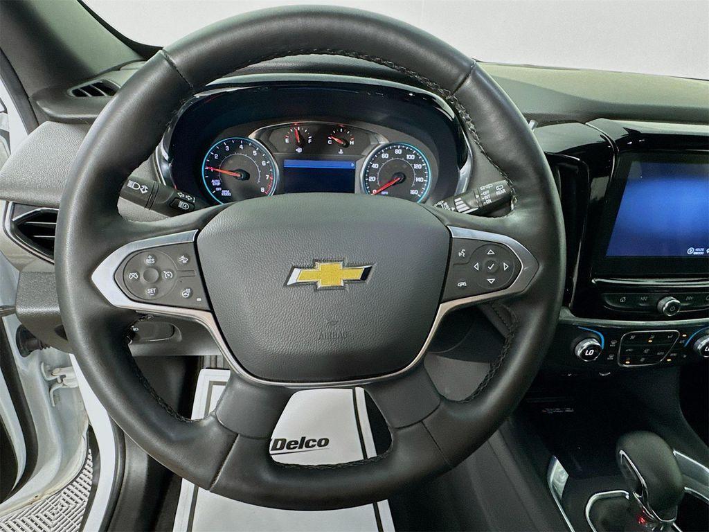 used 2023 Chevrolet Traverse car, priced at $30,333