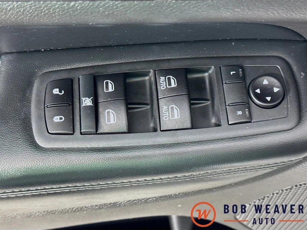 used 2020 Jeep Grand Cherokee car, priced at $22,563