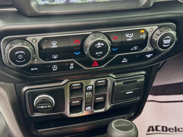 used 2022 Jeep Gladiator car, priced at $36,915