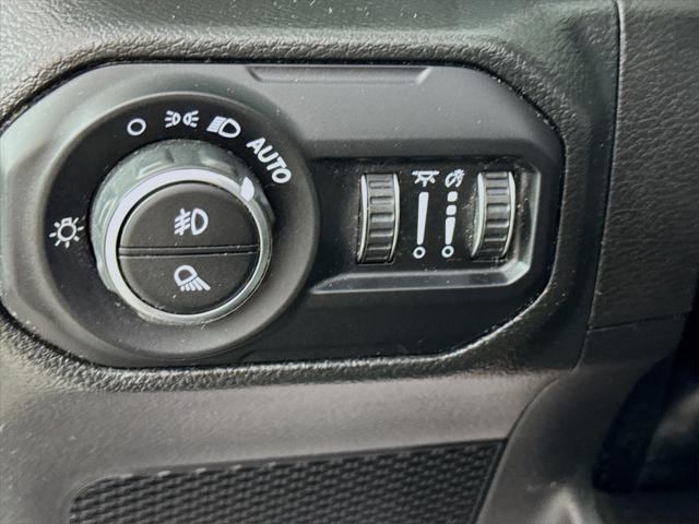 used 2022 Jeep Gladiator car, priced at $36,915