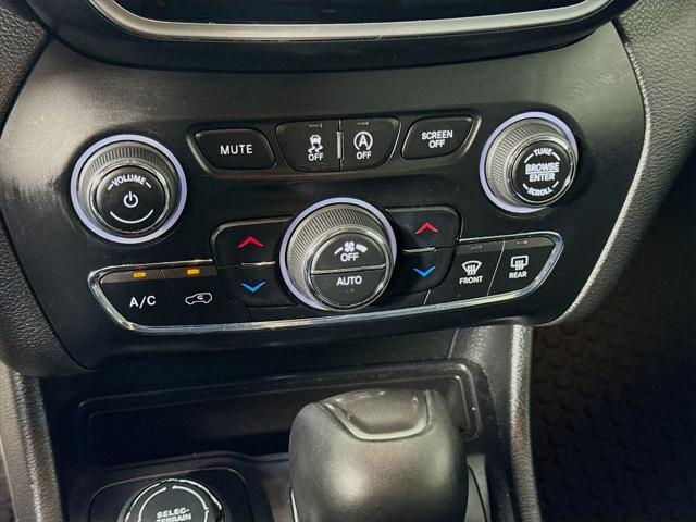 used 2019 Jeep Cherokee car, priced at $20,311