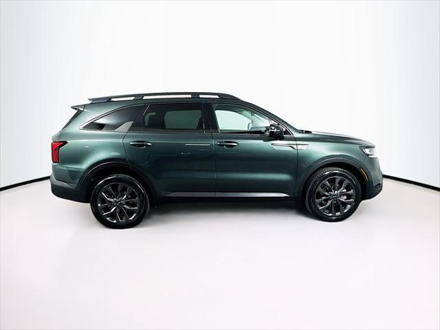 used 2021 Kia Sorento car, priced at $28,362