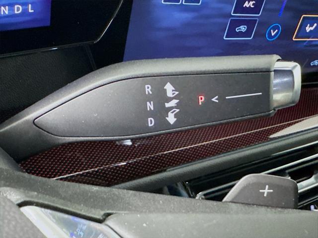 new 2025 Chevrolet Traverse car, priced at $54,495