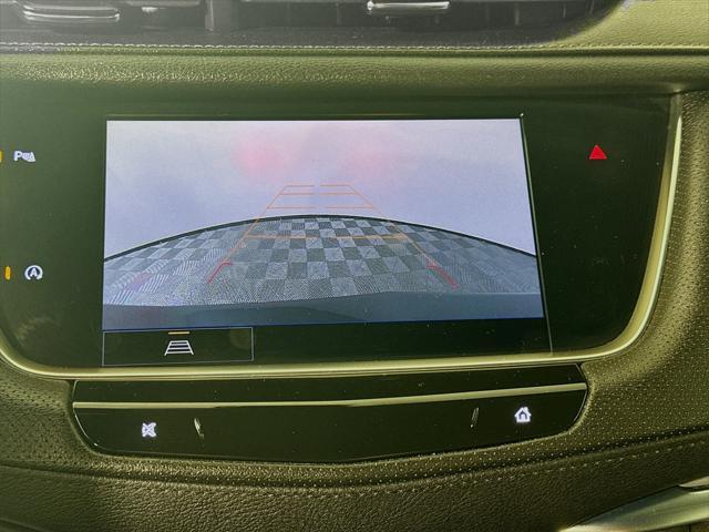 used 2022 Cadillac XT5 car, priced at $29,949