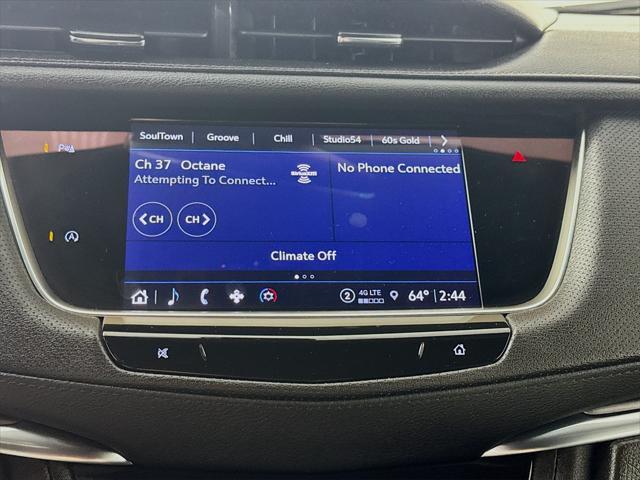 used 2022 Cadillac XT5 car, priced at $29,949