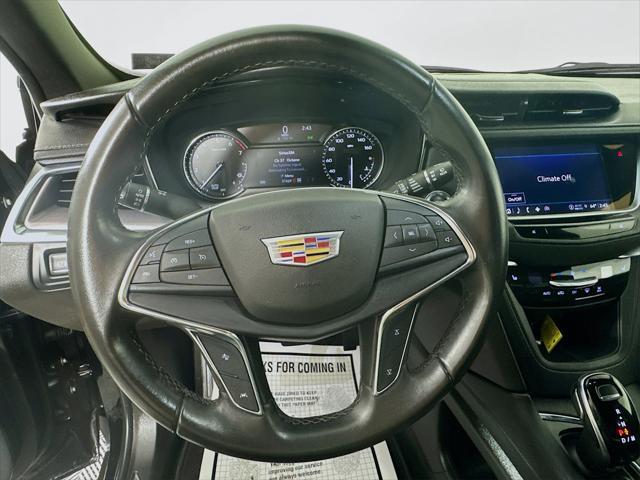 used 2022 Cadillac XT5 car, priced at $29,949
