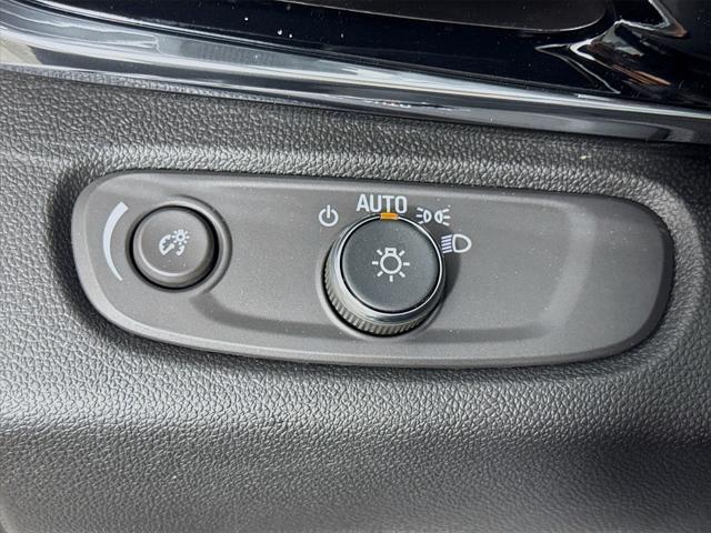 used 2025 Buick Envista car, priced at $36,437