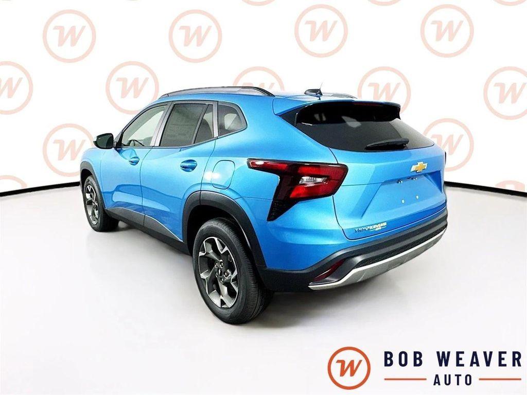 new 2025 Chevrolet Trax car, priced at $25,995