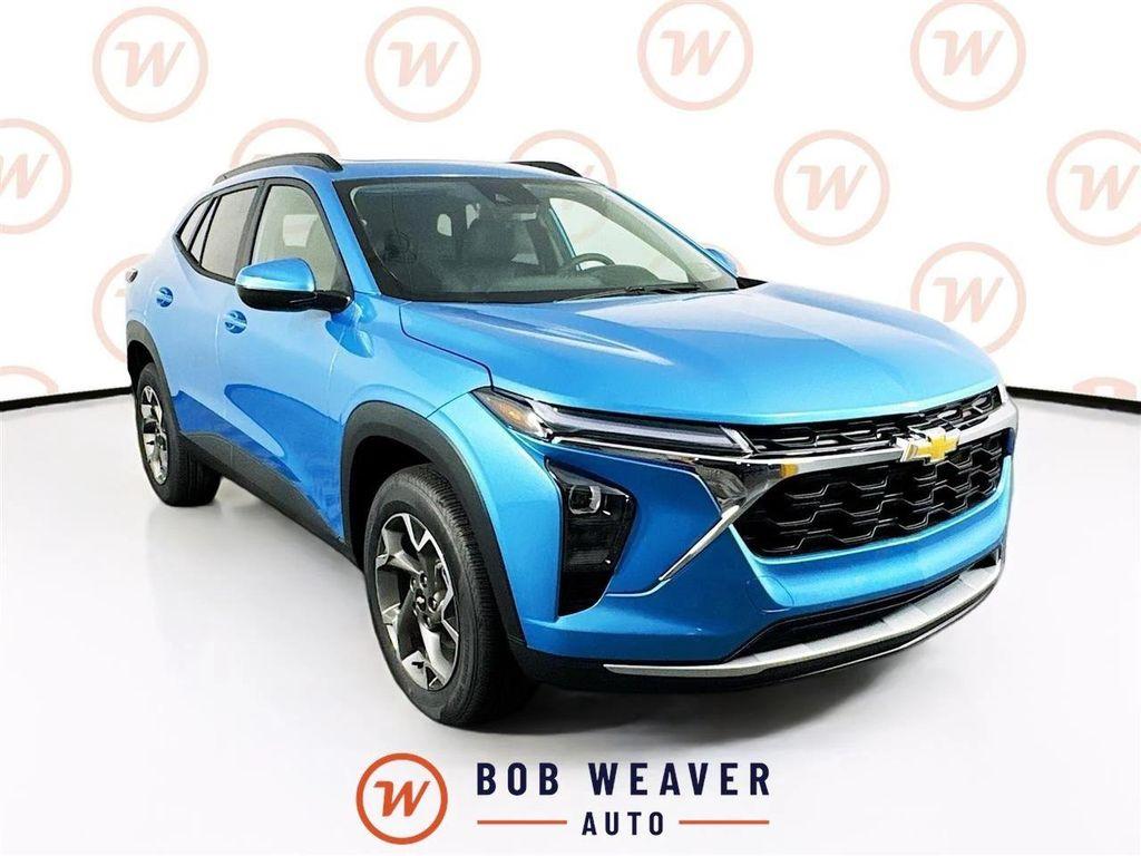 new 2025 Chevrolet Trax car, priced at $25,995
