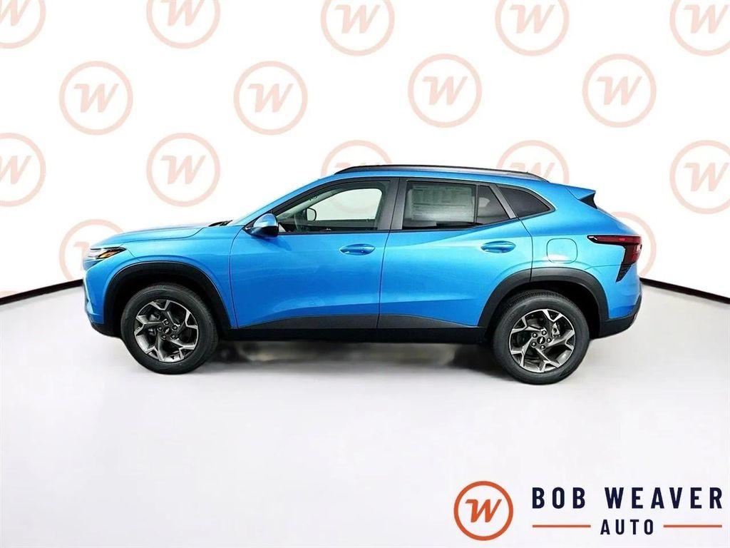 new 2025 Chevrolet Trax car, priced at $25,995