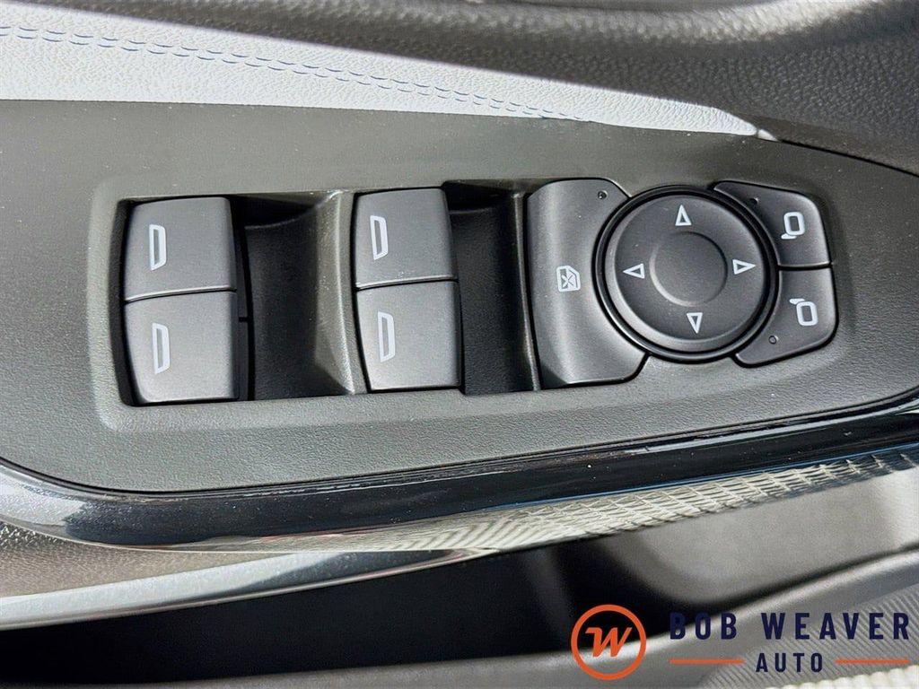 new 2025 Chevrolet Trax car, priced at $25,995