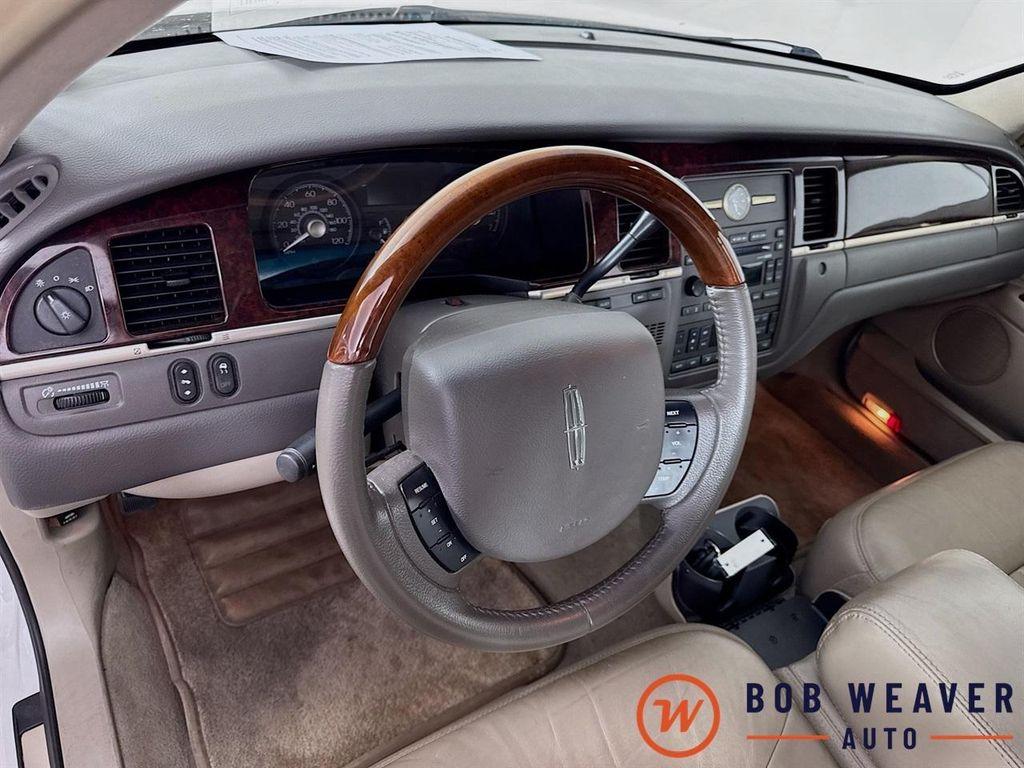 used 2011 Lincoln Town Car car, priced at $12,888