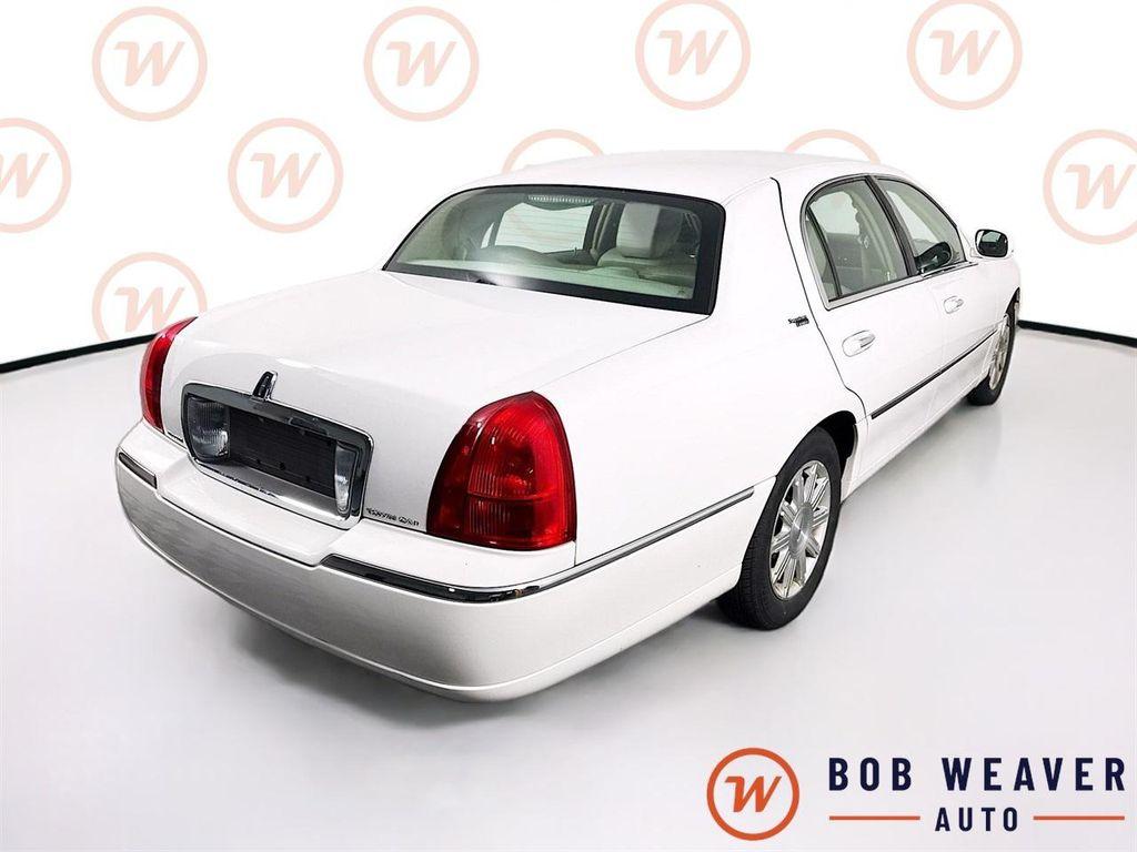 used 2011 Lincoln Town Car car, priced at $12,888