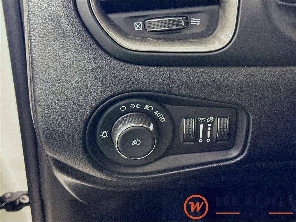 used 2022 Jeep Renegade car, priced at $20,915