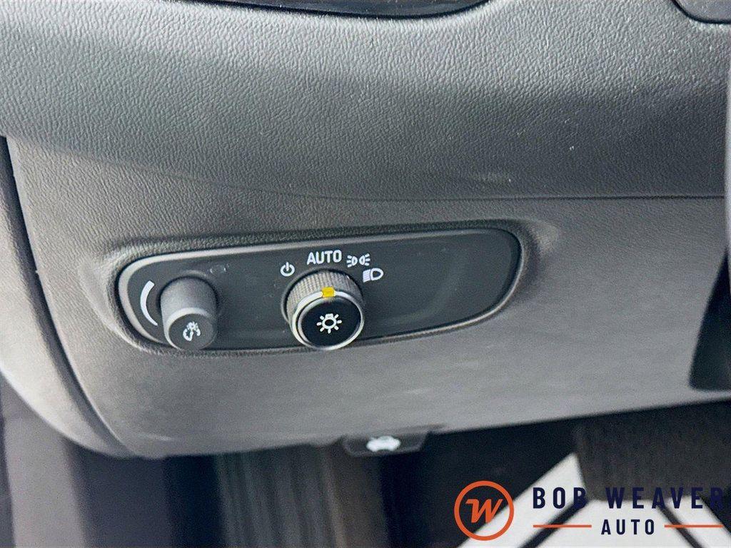 used 2022 Chevrolet Equinox car, priced at $24,884