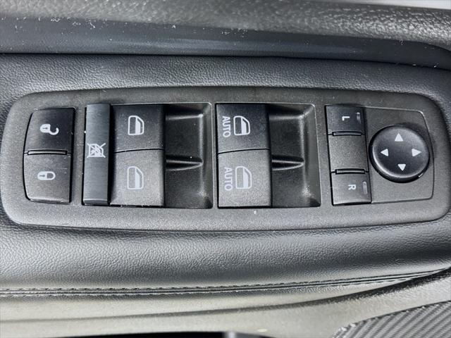 used 2022 Jeep Grand Cherokee car, priced at $28,229
