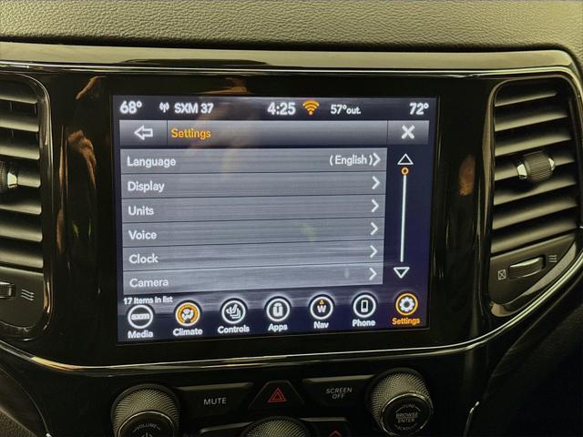 used 2022 Jeep Grand Cherokee car, priced at $28,229