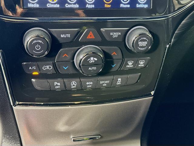 used 2022 Jeep Grand Cherokee car, priced at $28,229