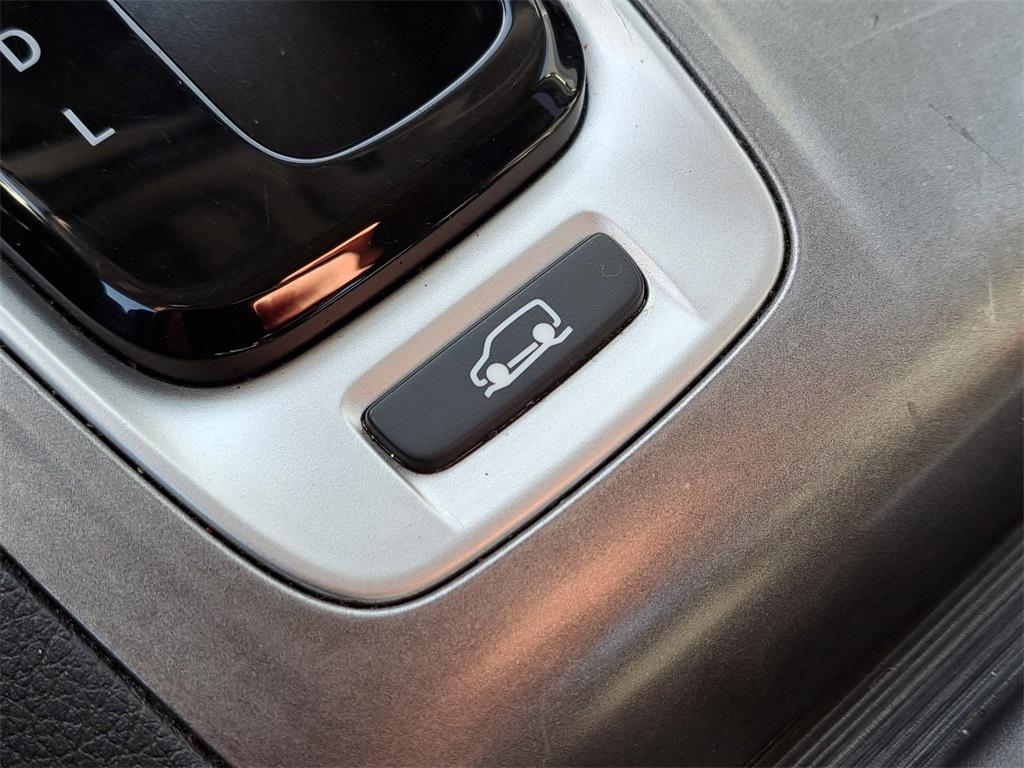 used 2019 Honda Pilot car, priced at $23,845