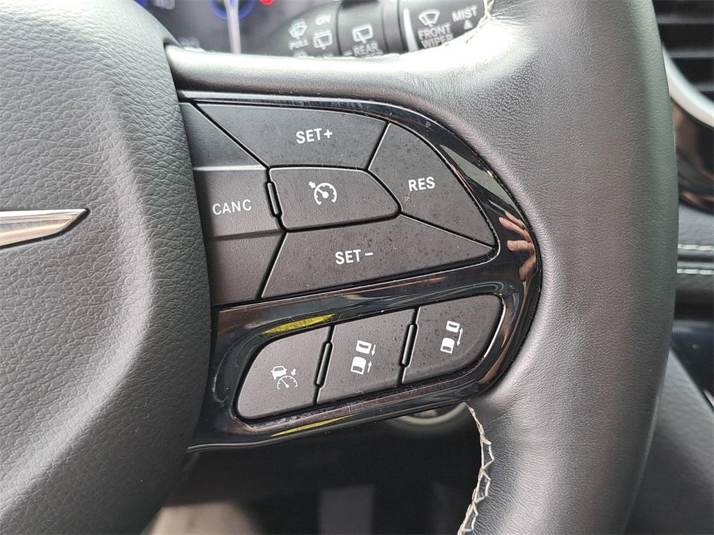 used 2021 Chrysler Pacifica car, priced at $28,200