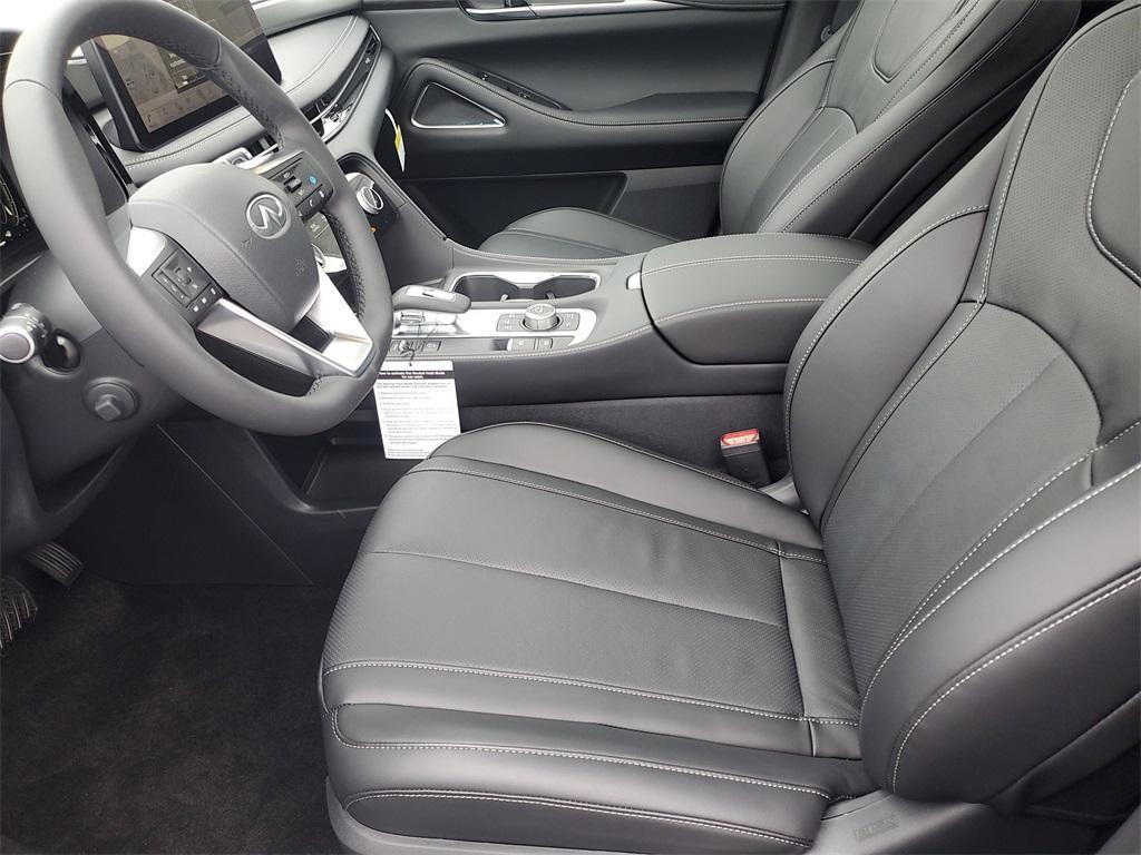 new 2025 INFINITI QX60 car, priced at $58,261