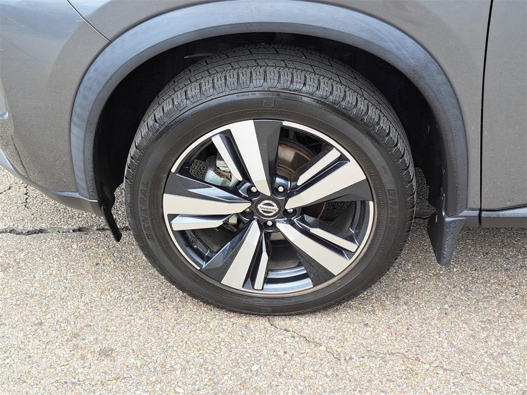 used 2021 Nissan Rogue car, priced at $22,452