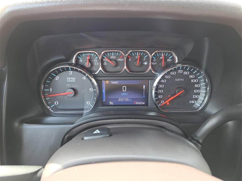 used 2015 Chevrolet Suburban car, priced at $12,972