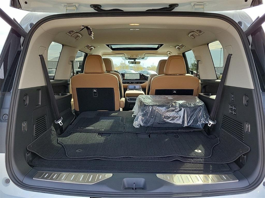 new 2025 INFINITI QX80 car, priced at $98,345