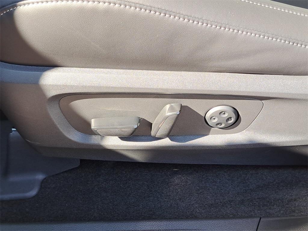 new 2026 INFINITI QX60 car, priced at $52,964