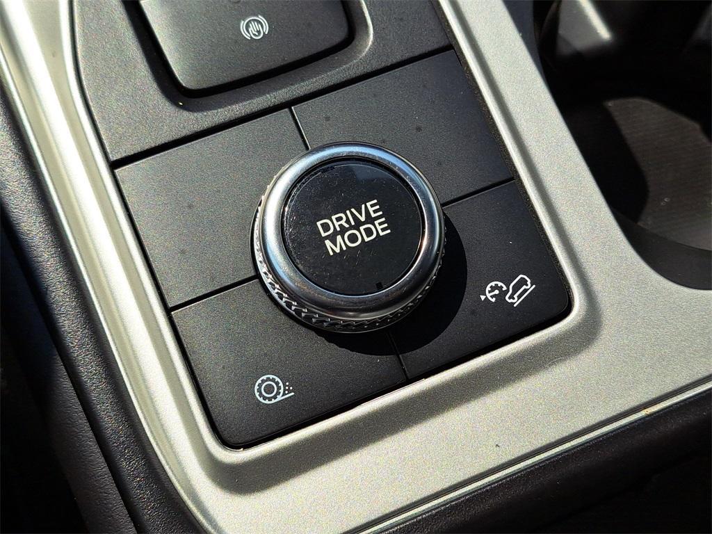 used 2022 Ford Explorer car, priced at $30,985