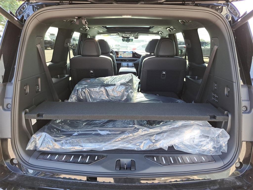 new 2026 INFINITI QX80 car, priced at $109,945