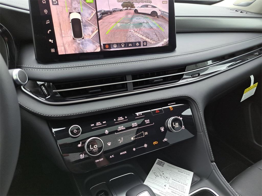 new 2026 INFINITI QX60 car, priced at $53,625