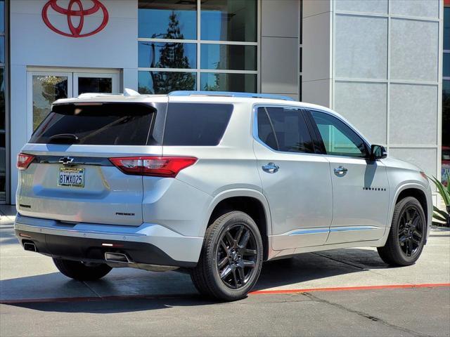 used 2020 Chevrolet Traverse car, priced at $23,990