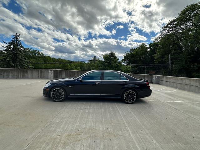used 2009 Mercedes-Benz S-Class car, priced at $19,995