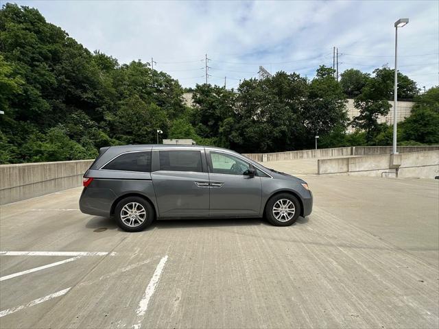 used 2013 Honda Odyssey car, priced at $14,995