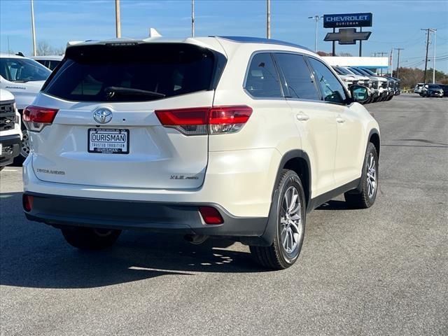 used 2019 Toyota Highlander car, priced at $21,500