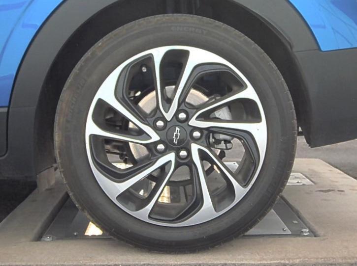 used 2023 Chevrolet Bolt EUV car, priced at $25,000
