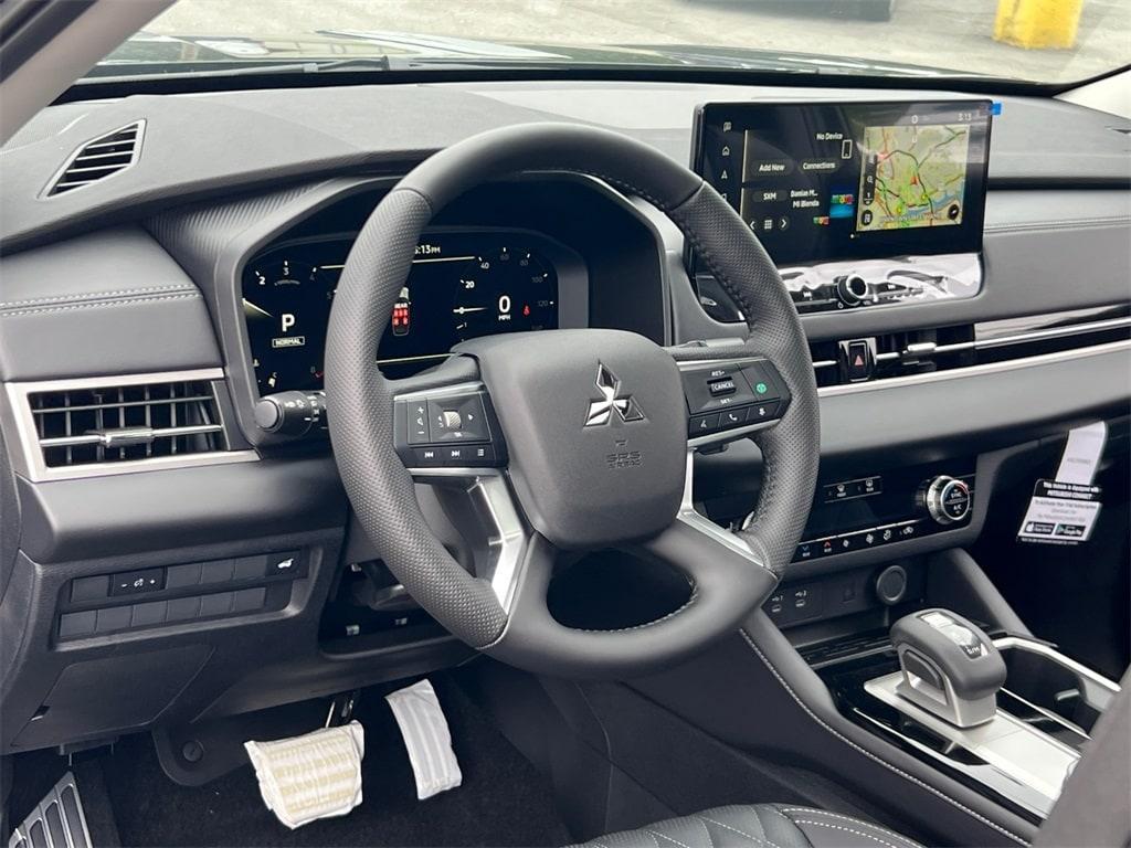 new 2025 Mitsubishi Outlander car, priced at $41,950